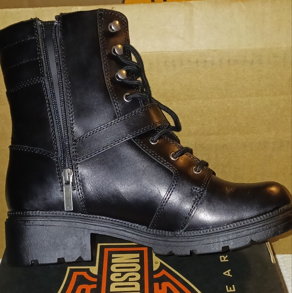 Womens size 9 Harley boots - Picture 3 of 4